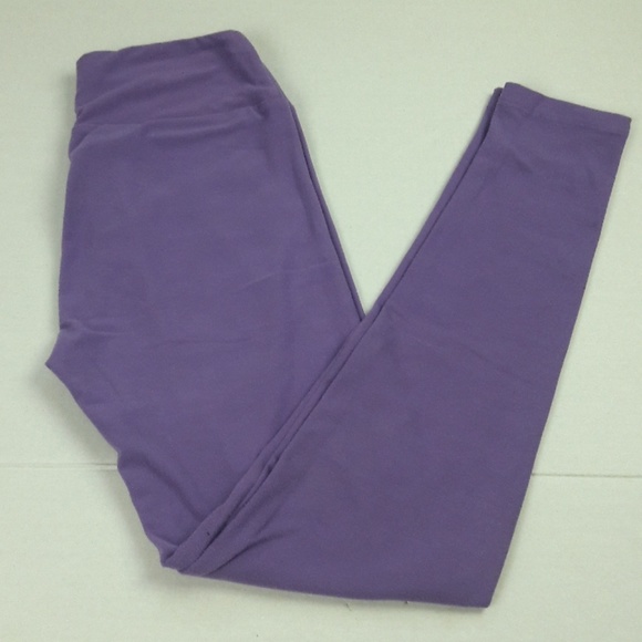 LuLaRoe Pants - LULAROE LAVENDER LEGGINGS ONE SIZE